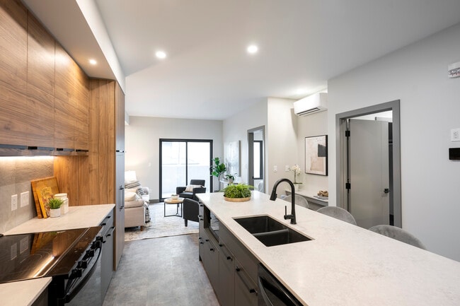 1 chambre, 1 salle de bain - 582 pi² - Mission Landing