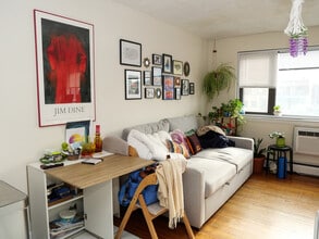 Building Photo - 1027 Commonwealth Ave