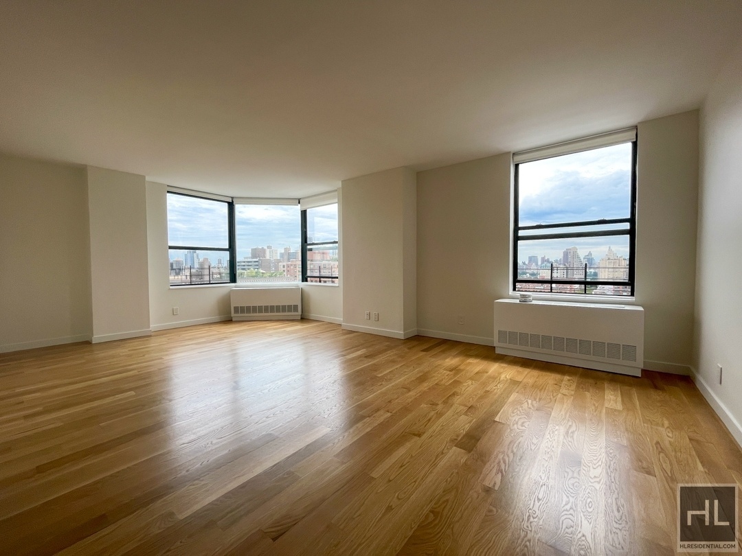 Primary Photo - W 87th St