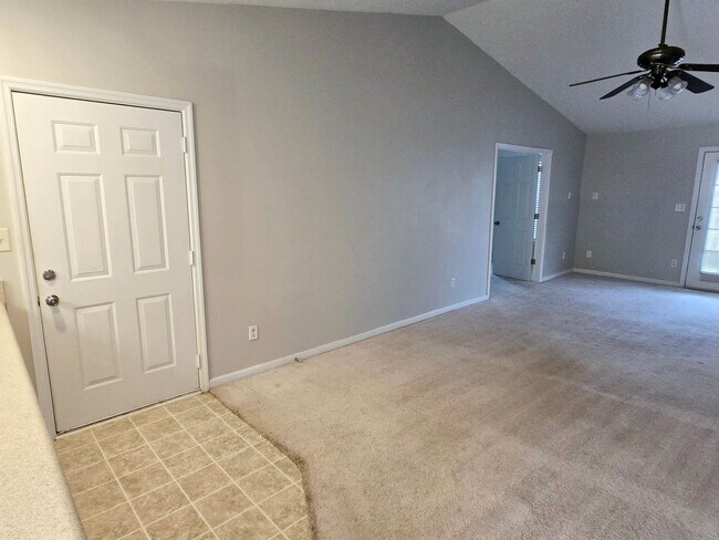 Building Photo - 7112 Belize Dr