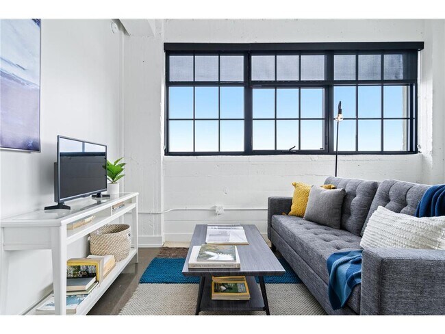 Foto del edificio - 528 N Washington Ave