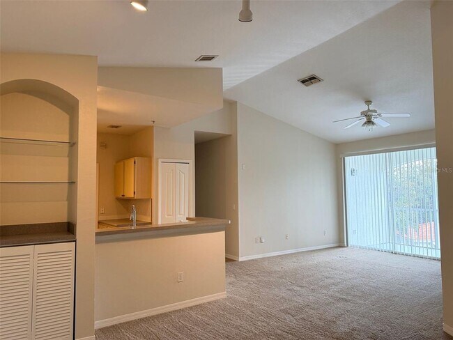 Foto del edificio - 2651 Maitland Crossing Way