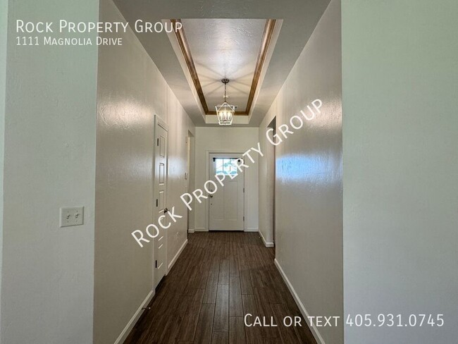 Foto del edificio - 1111 Magnolia Dr