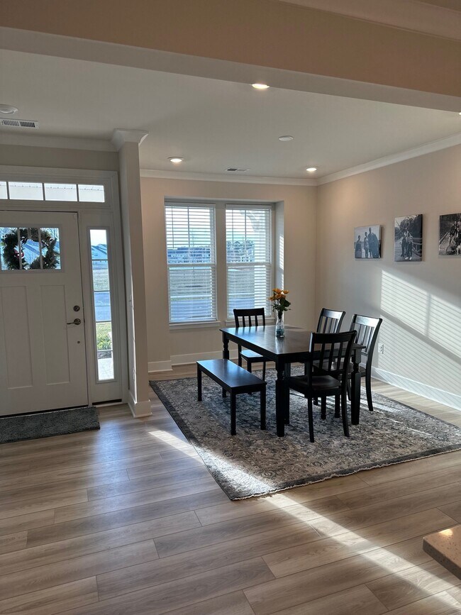Building Photo - 26220 Milby Cir