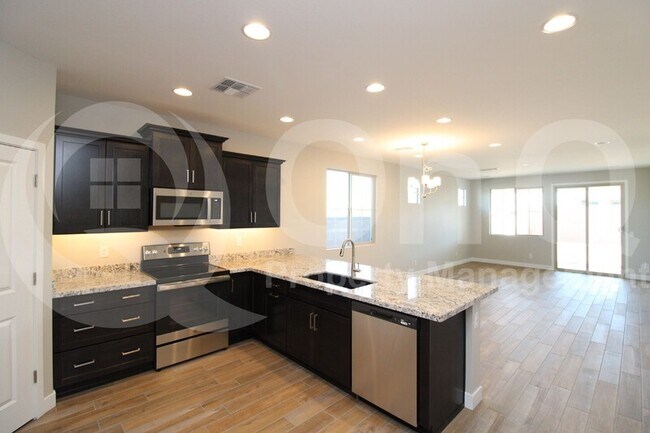 Building Photo - 5715 S Marron