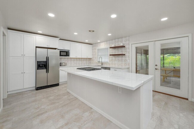 Foto del edificio - Beautiful Brick Ranch Home in Franklin