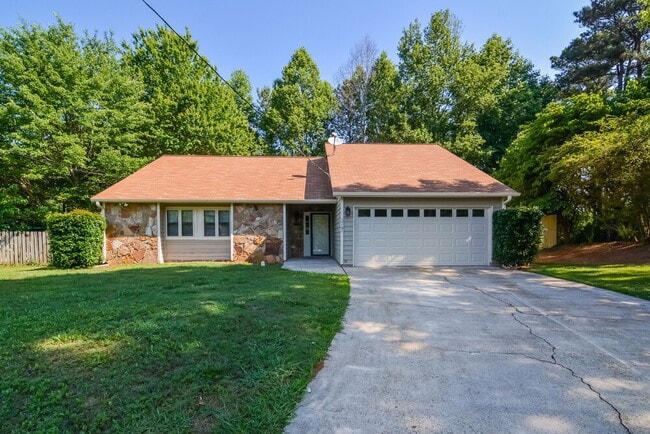 Building Photo - 3747 Willow Wood Way NW