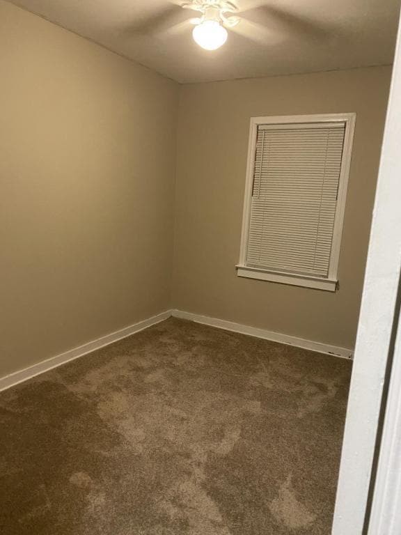 Building Photo - 618 Robinson Dr