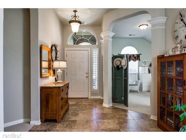 Building Photo - 4 br, 2 bath House - 10528 Melrose Ln