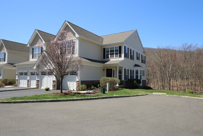 Foto del edificio - 63 Hidden Brook Trail