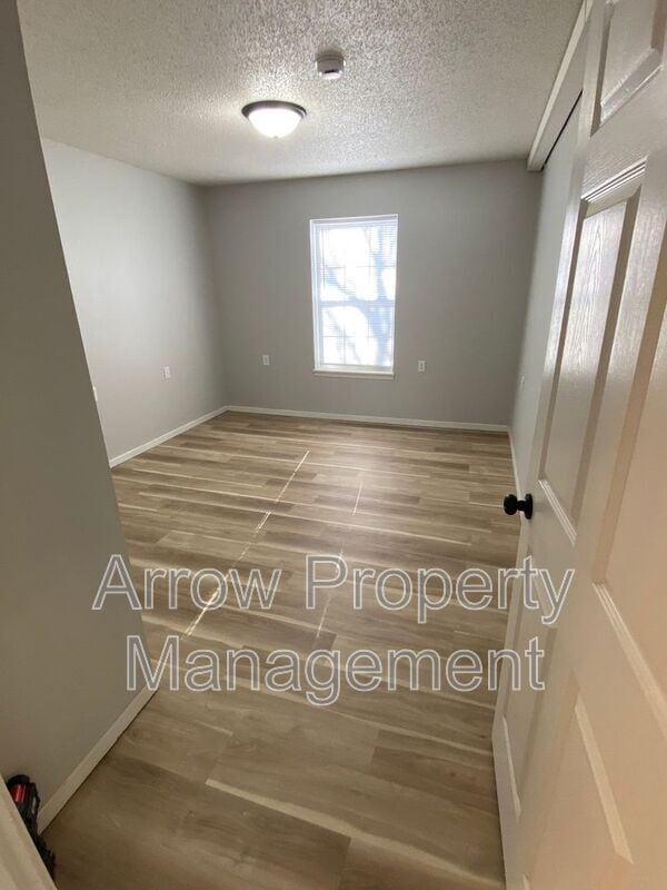 Building Photo - 1013 14th St