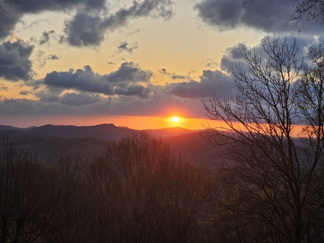 Foto del edificio - 2535 El Miner Dr