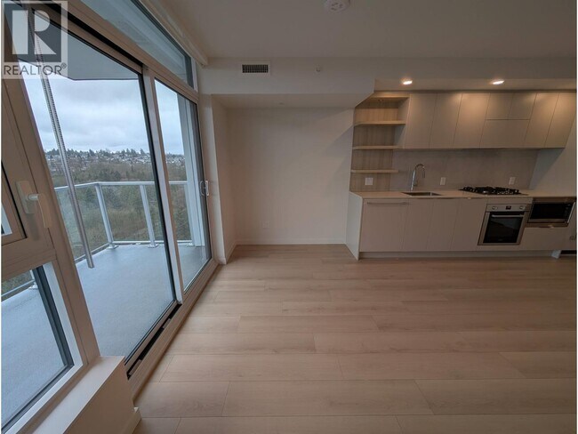 Photo du bâtiment - 311 Alderson Ave