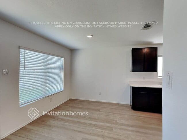 Building Photo - 22264 Stoney Ravine Dr