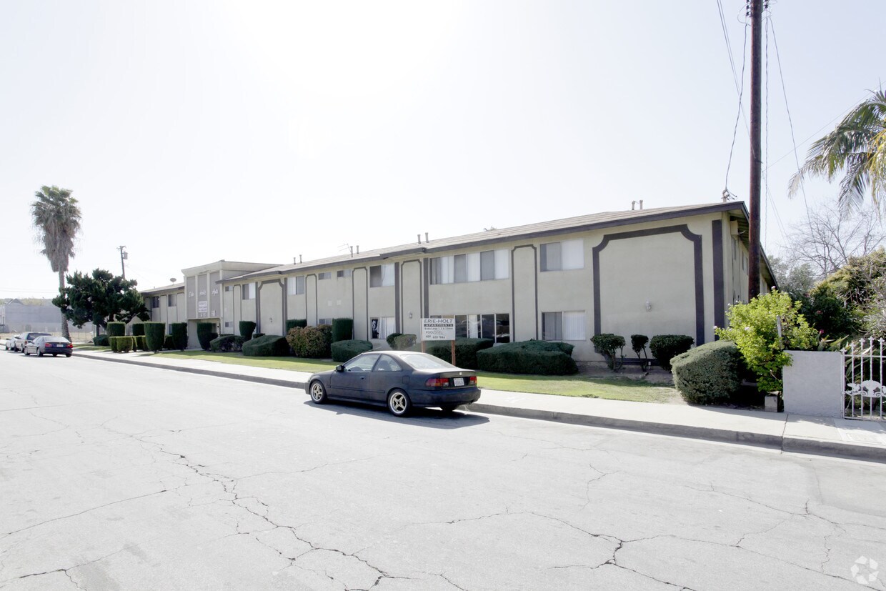 Erie Holt Apartments 615 Erie St Pomona, CA