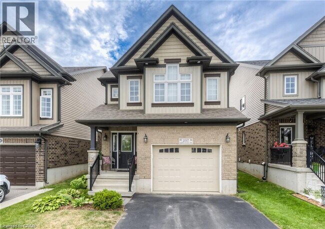 Building Photo - 207 Hardcastle Dr