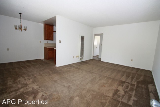 Foto del edificio - 12561 Camus Ln