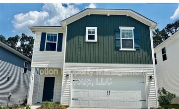 Building Photo - 1358 31st St NE