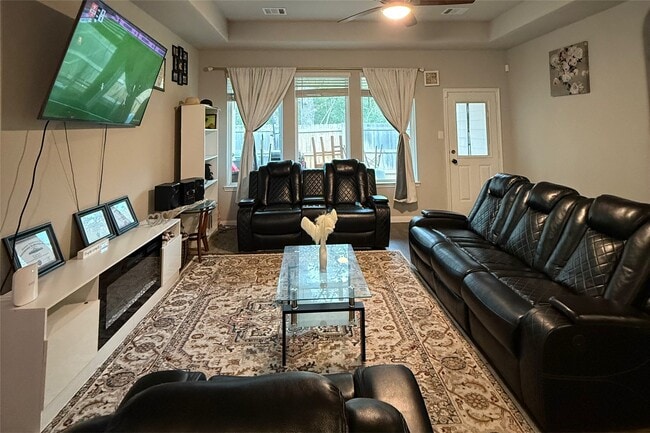 Foto del edificio - 5747 Cerrillos Dr