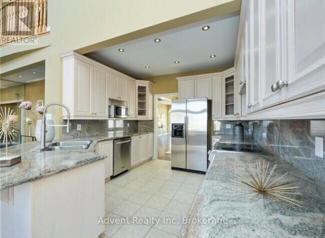 Photo du bâtiment - 17 Warden Woods Ct