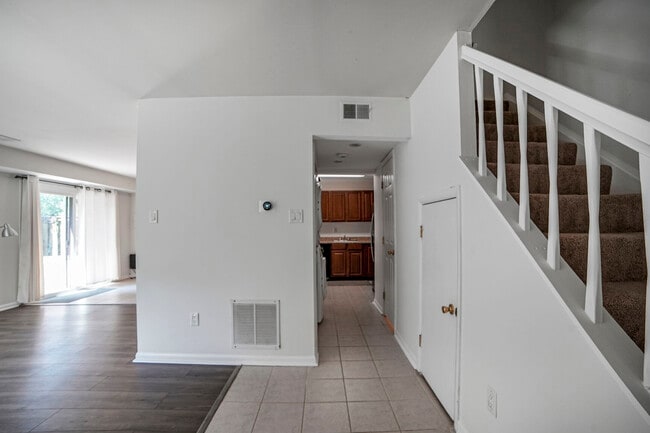 Building Photo - 5757 Thunder Hill Rd