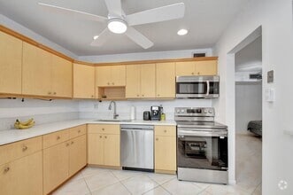 Building Photo - 459 Piedmont J