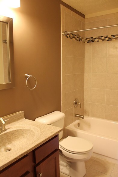 Bathroom Lighting Fixtures Louisville Ky st. francis apartments rentals - louisville, ky | apartments Bathroom Lighting Fixtures Louisville Ky st. francis apartments rentals - louisville, ky | apartments
