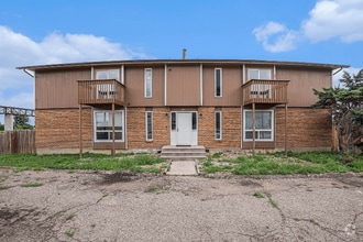 Building Photo - 4215 Loomis Ave