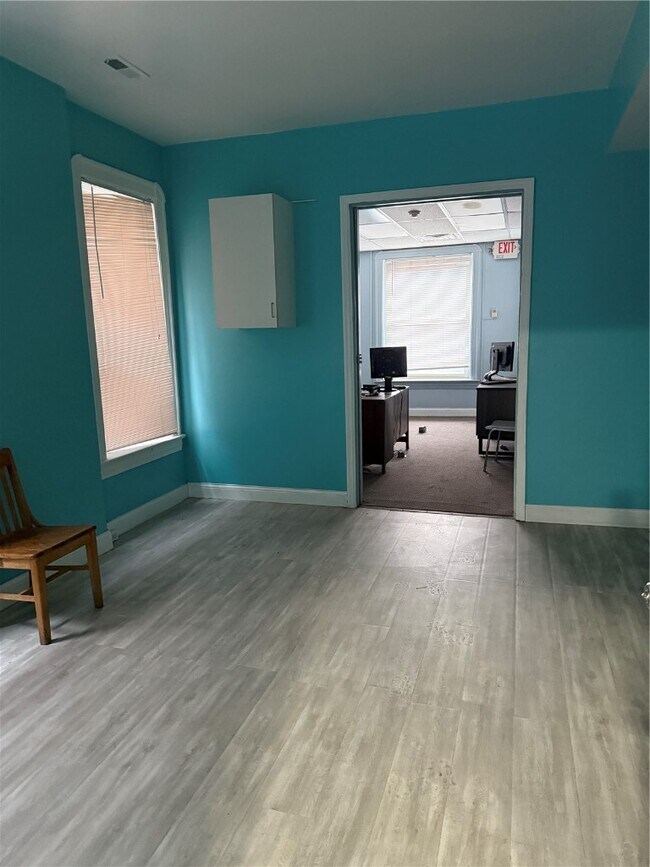 Building Photo - 3467 S Grand Blvd