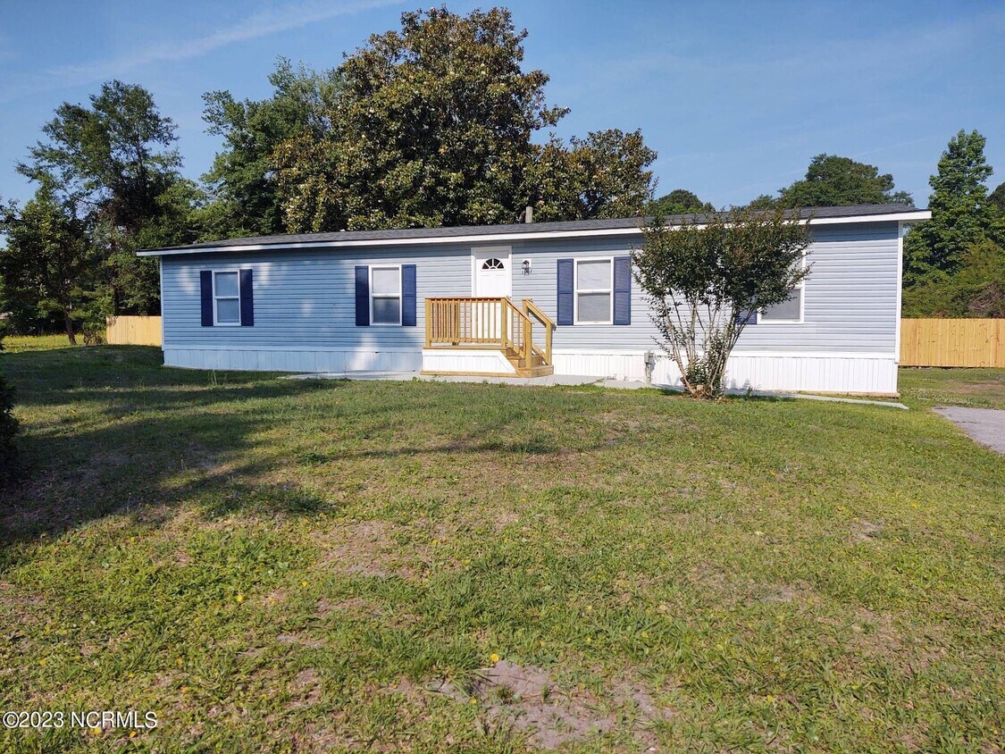 Primary Photo - 1007 10th St