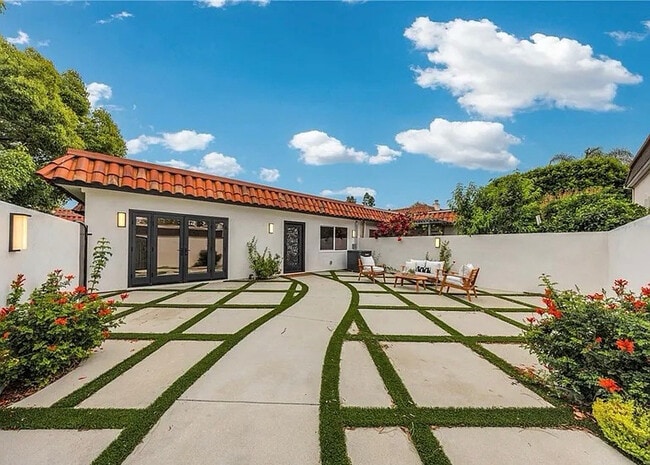 Building Photo - 80 Seton Rd