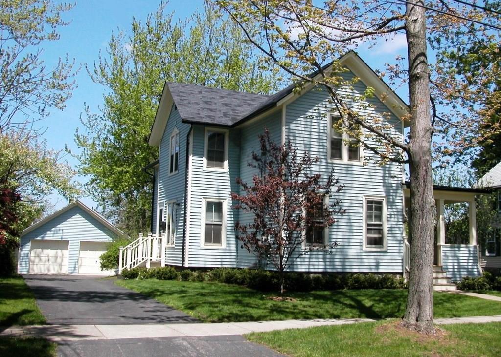 Primary Photo - 88 Roselawn Ave