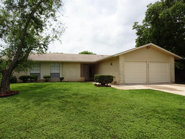 Primary Photo - 7459 Saddlewood Street
