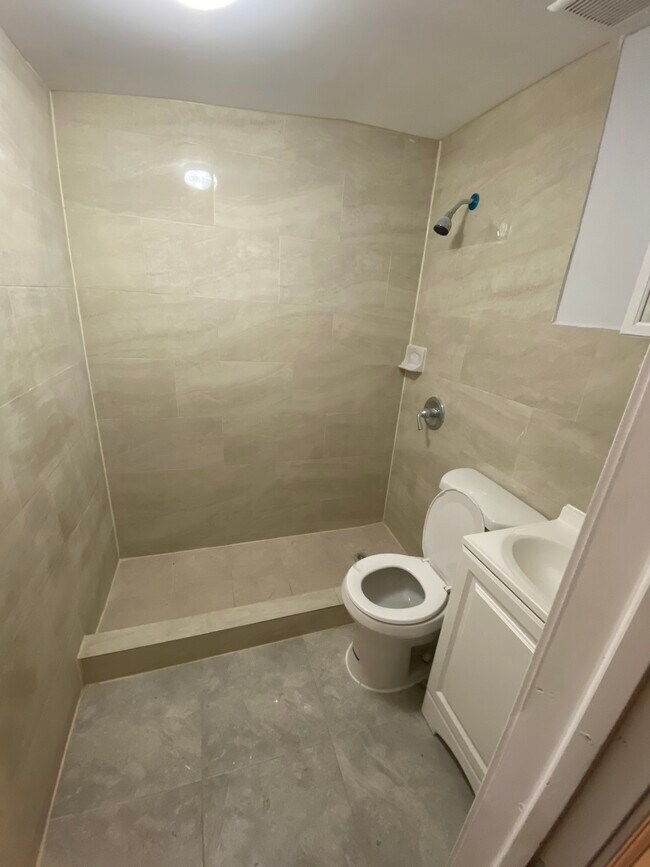 Foto del edificio - Galivan Property