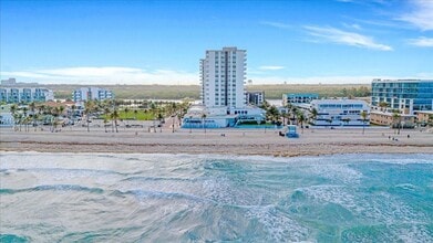Building Photo - 3111 N Ocean Dr
