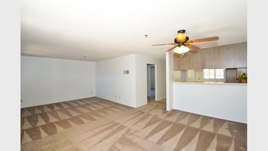 Ridgepoint Apartments photo'