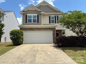 Building Photo - 78123 Rillstone Dr