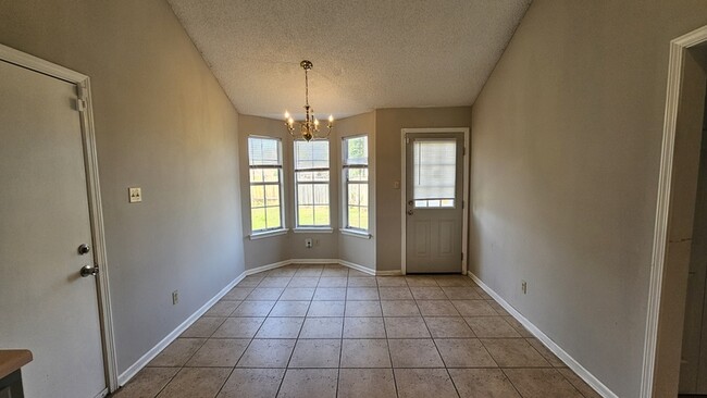 Building Photo - 4041 Long Creek Rd