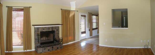 Foto del edificio - 3-Bedroom House for Rent in Killeen