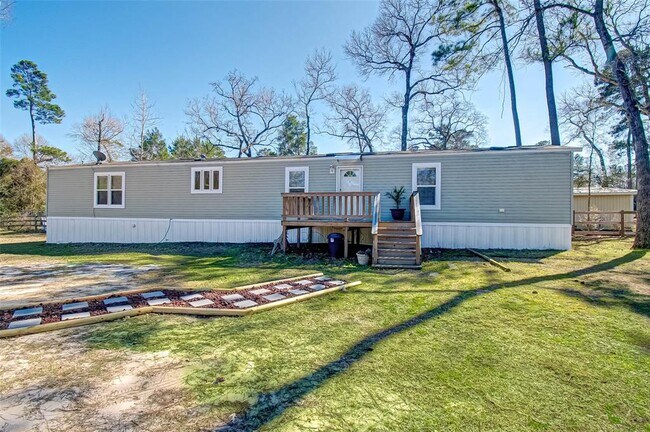 Building Photo - 33940 Ansley Rd
