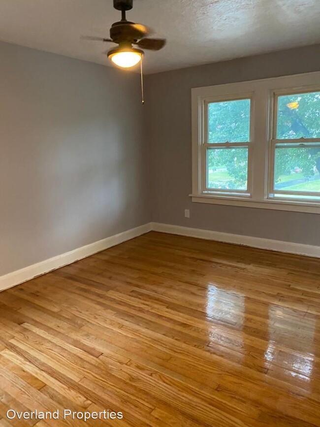 Building Photo - 3 br, 1.5 bath House - 3513 Silsby Ave