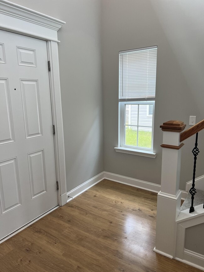 Building Photo - 159 Hamlet Ct