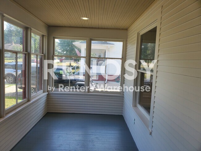 Foto del edificio - 608 Red Wing Ave