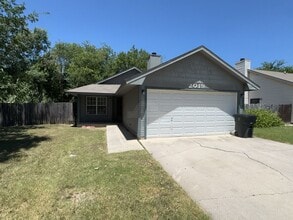 Building Photo - 2019 Dickens Dr