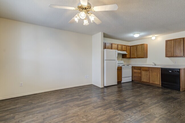 Foto del edificio - Greenwood Apartments A