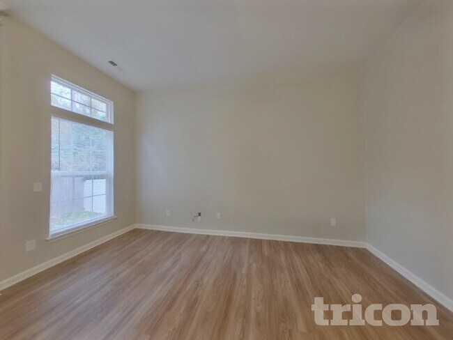 Building Photo - 191 Gabriel Dr