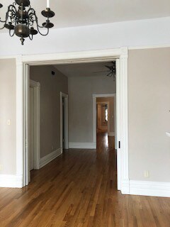 Building Photo - 3349 W Monroe St
