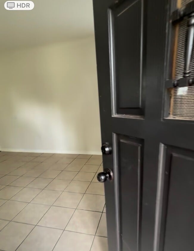 Front Door - living room - 301 Dubose Dr