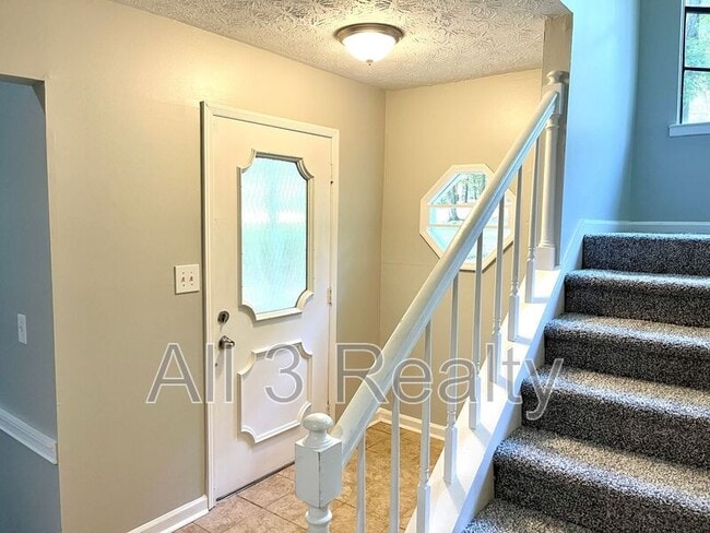 Foto del edificio - 415 Hillsdale Dr