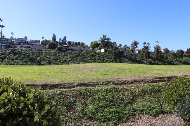 Building Photo - 2639 Pirineos Way